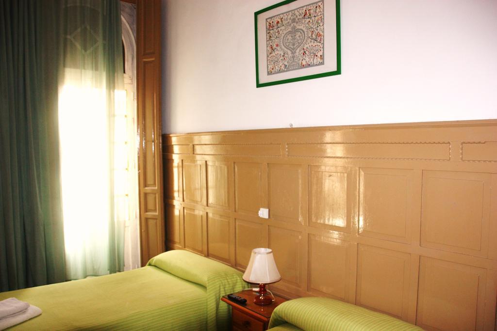 Hostal Union Campana セビリア エクステリア 写真
